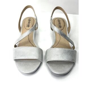 LifeStride Yasmine Strappy Wedge Sandals Silver Faux Leather Size 7.5M NWT/BOX